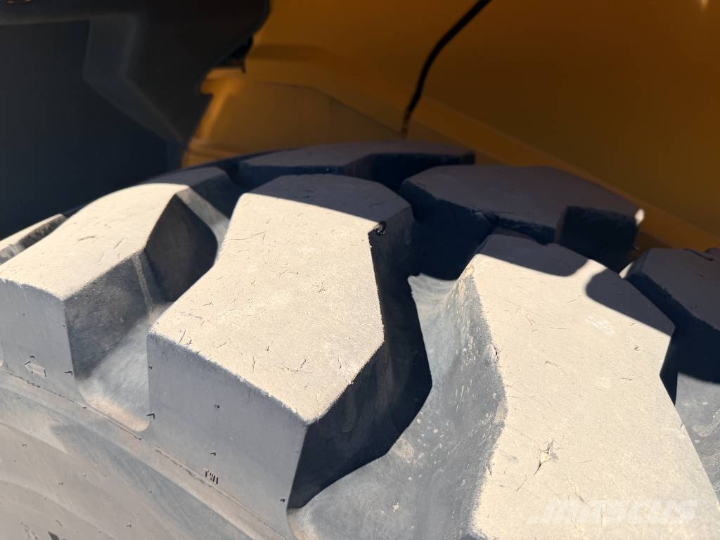 Volvo L90G Rataslaadurid