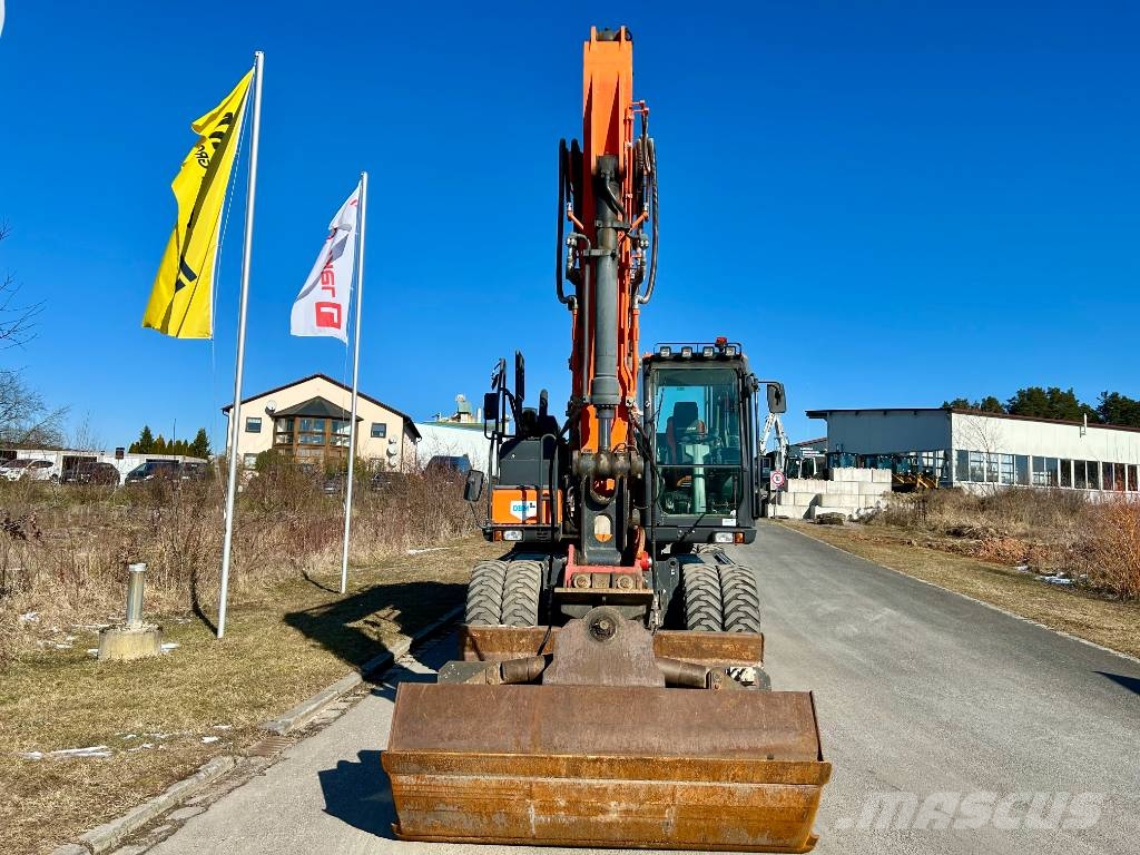 Doosan DX 170 W - 5 Pelle sur pneus