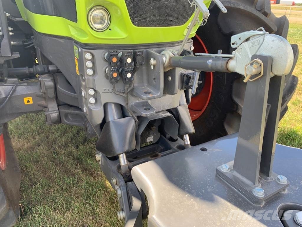 CLAAS AXION 960 Traktori