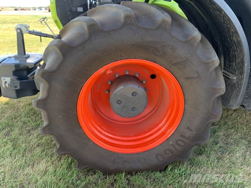 CLAAS AXION 960 Traktori