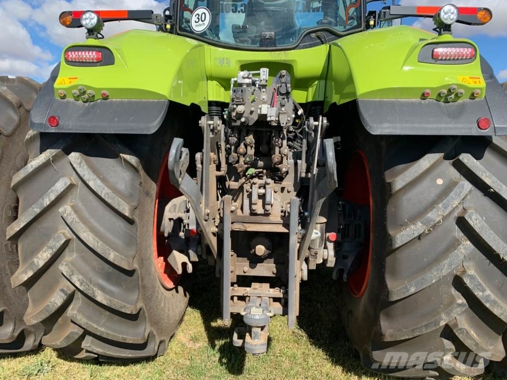 CLAAS AXION 960 Traktori