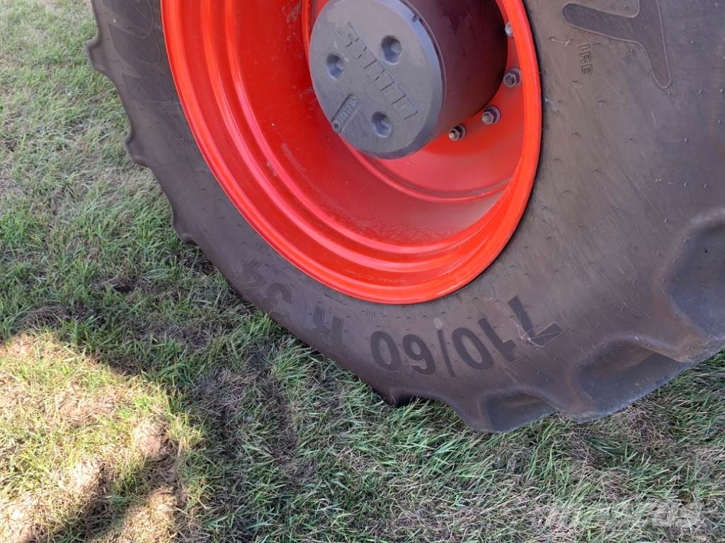 CLAAS AXION 960 Traktori