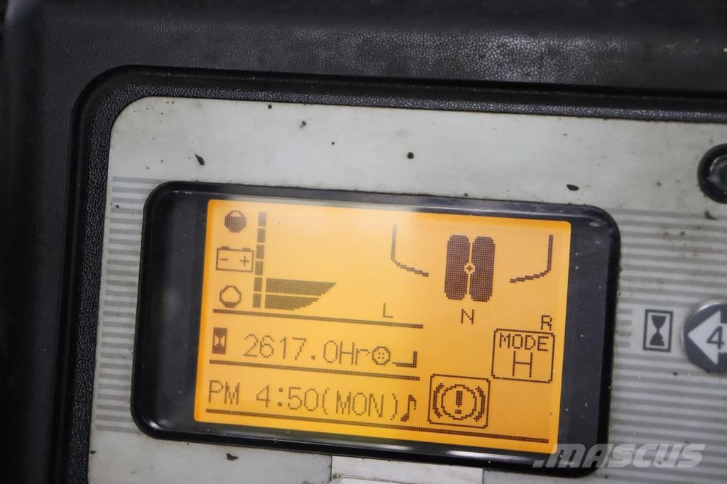 UniCarriers AG1N1L16H شاحنات ذات رافعات شوكية تعمل بالكهرباء