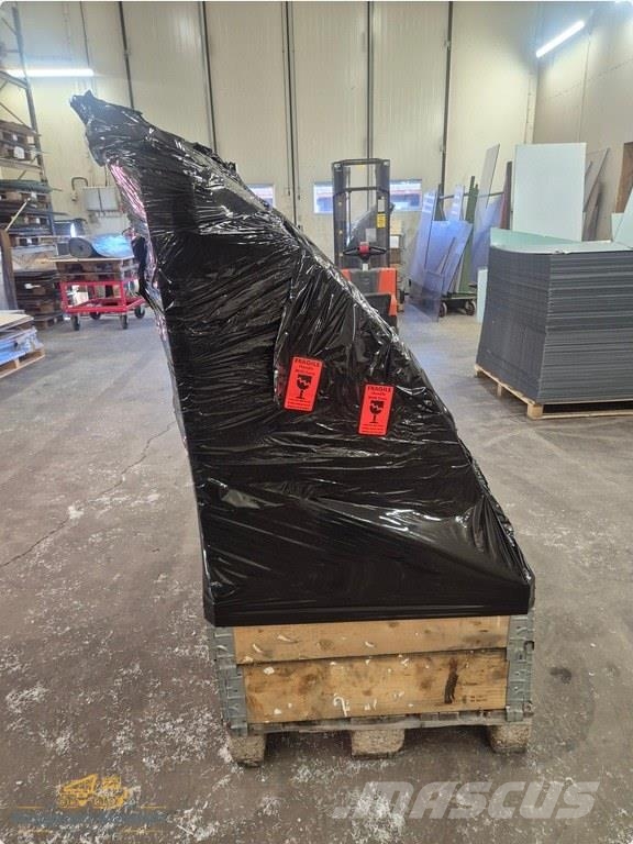  KM Wins Front Window 12 mm, Komatsu 931 + more كابينة والداخلية