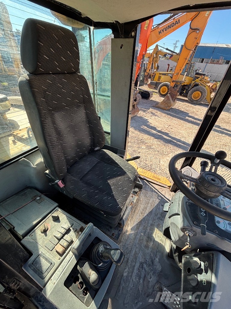 CAT IT 28 G Wielladers