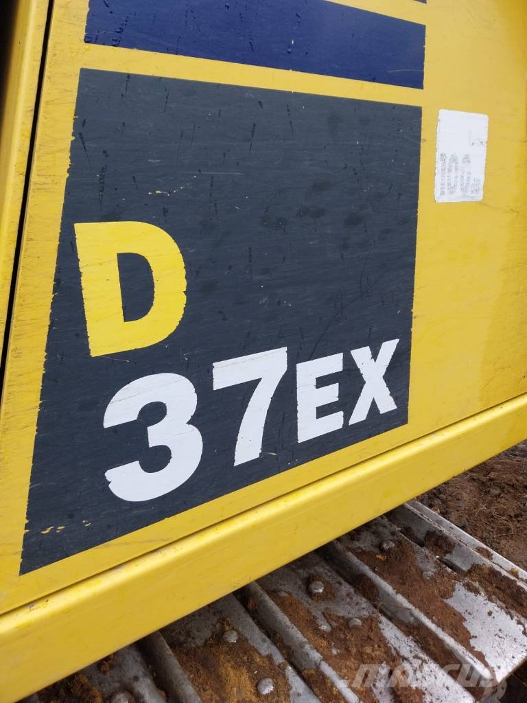 Komatsu D 37 EX-21 Bouteurs sur chenilles
