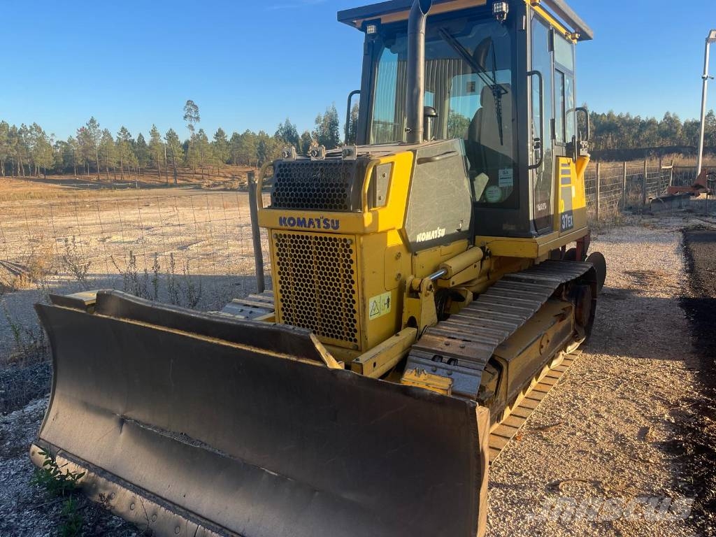 Komatsu D 37 EX-21 Bouteurs sur chenilles