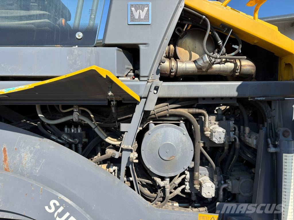Vögele SUPER 1800-3i / AB 600 Asfaltadoras
