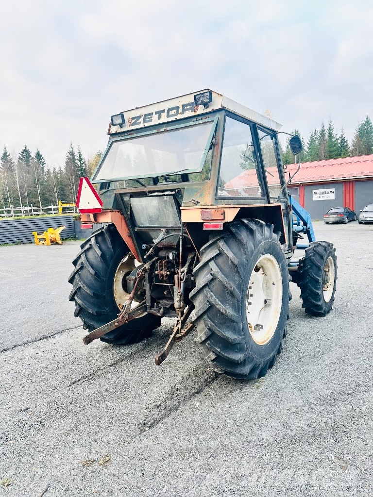 Zetor 6045 Traktoren