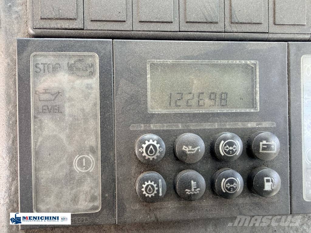 Terberg RT 222 ターミナルトラクター