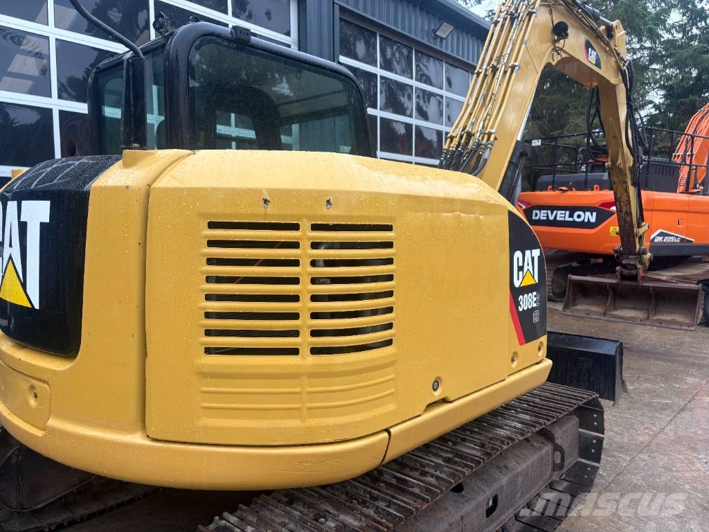 CAT 308 Közepes (midi) kotrók 7 t - 12 t