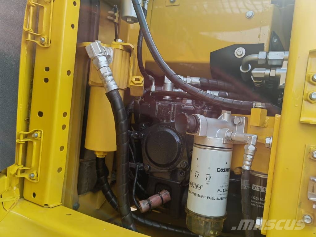 Komatsu PC 130-8 Εκσκαφείς με ερπύστριες