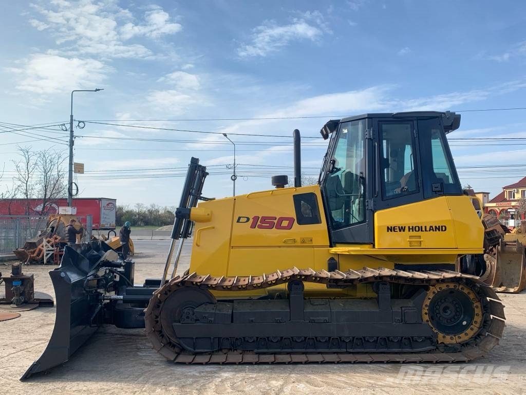 New Holland D 150 Buldožeri guseničari