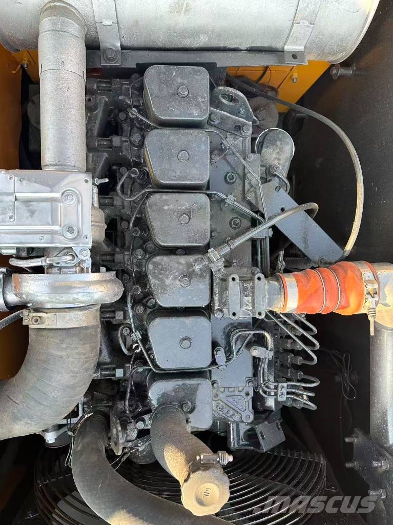 Hyundai 210W-9T Bagri na kolesih