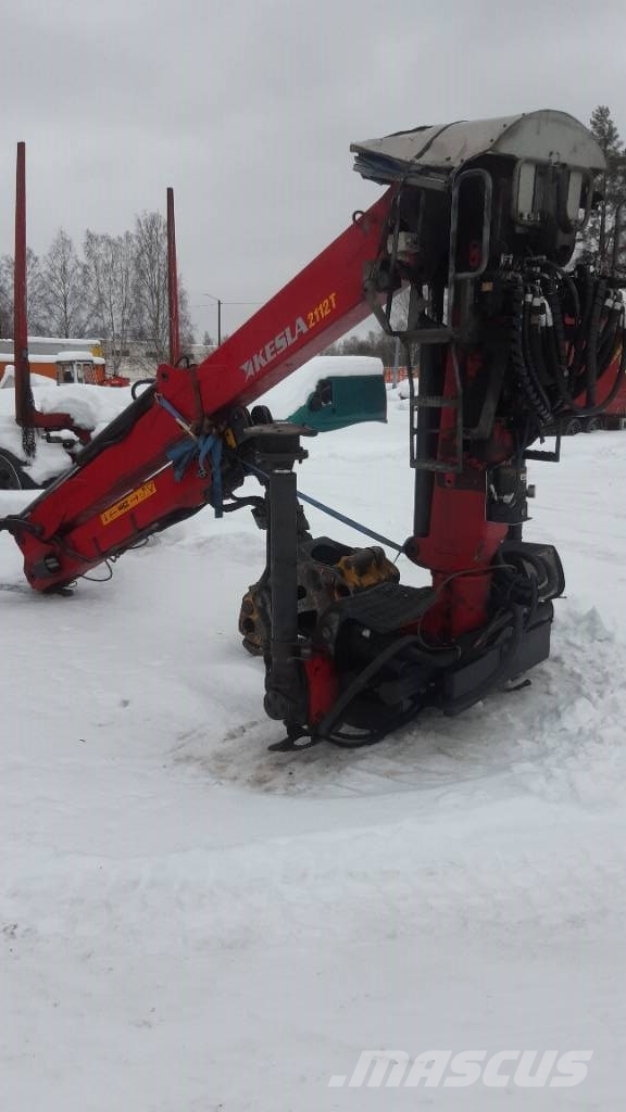 Kesla 2112T Gru per legname