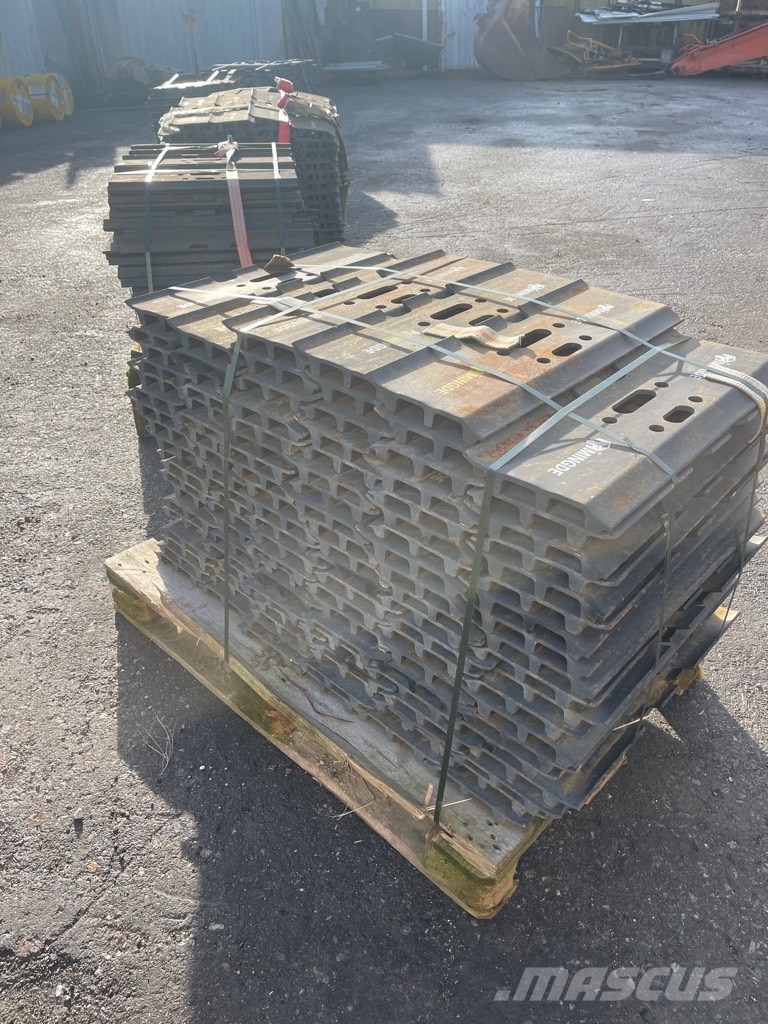 Komatsu NEU Bodenplatten Komatsu, Liebherr usw. Bageri guseničari