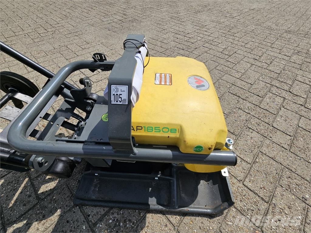 Wacker AP 1850E 农业机械-其他