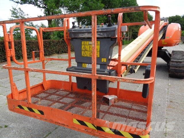 JLG 600 SC Telescopic boom lifts
