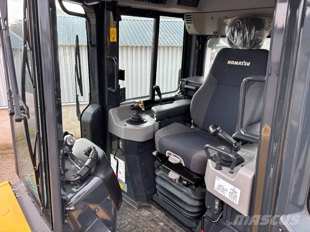 Komatsu PC55 MR-5 Mini ekskavatörler, 7 tona dek