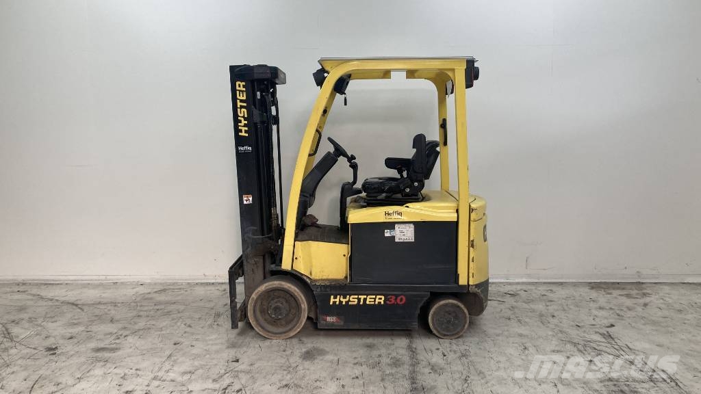 Hyster E3.0XN شاحنات ذات رافعات شوكية تعمل بالكهرباء