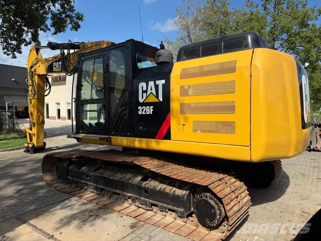 CAT 326F Rupsgraafmachines