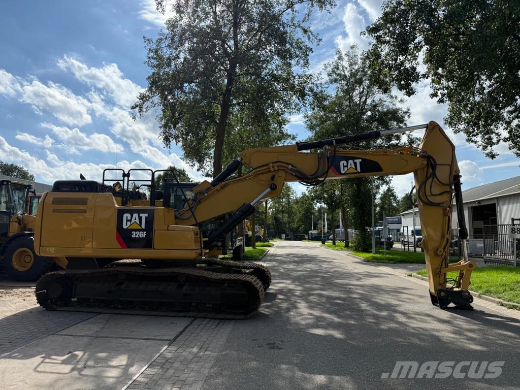 CAT 326F Rupsgraafmachines