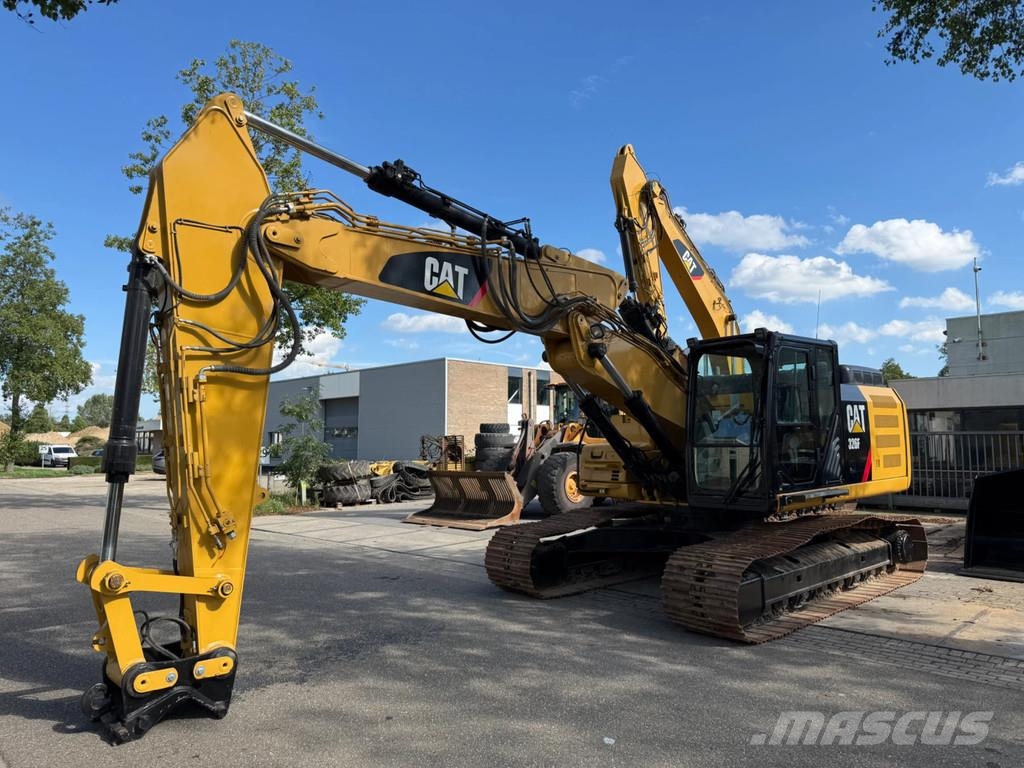 CAT 326F Rupsgraafmachines