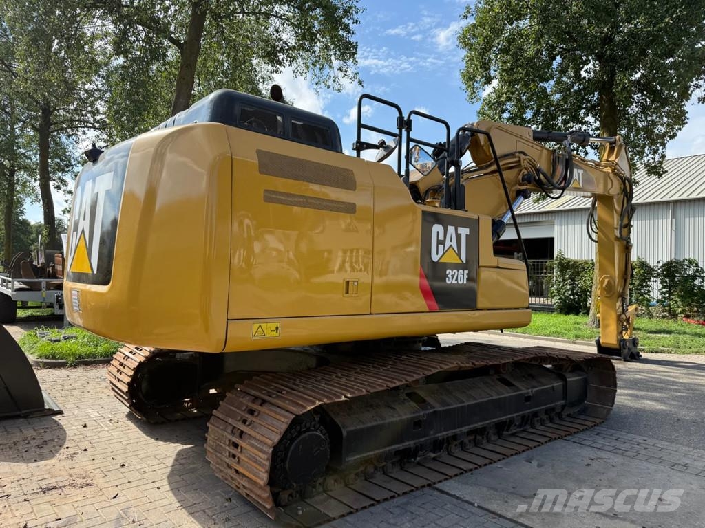 CAT 326F Rupsgraafmachines