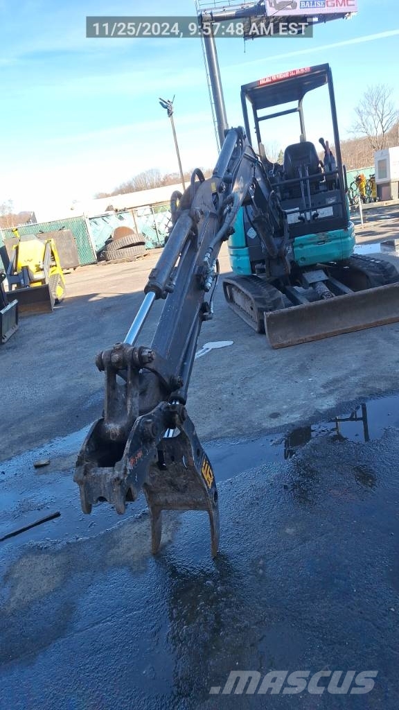 Kato HD 30V4 Mini excavatoare < 7t