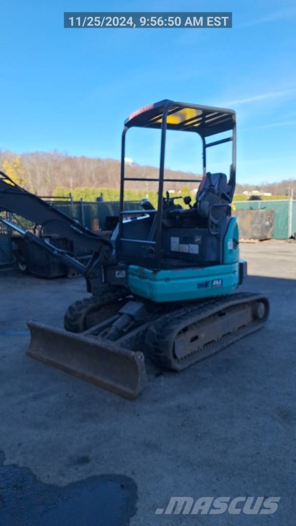 Kato HD 30V4 Mini excavatoare < 7t