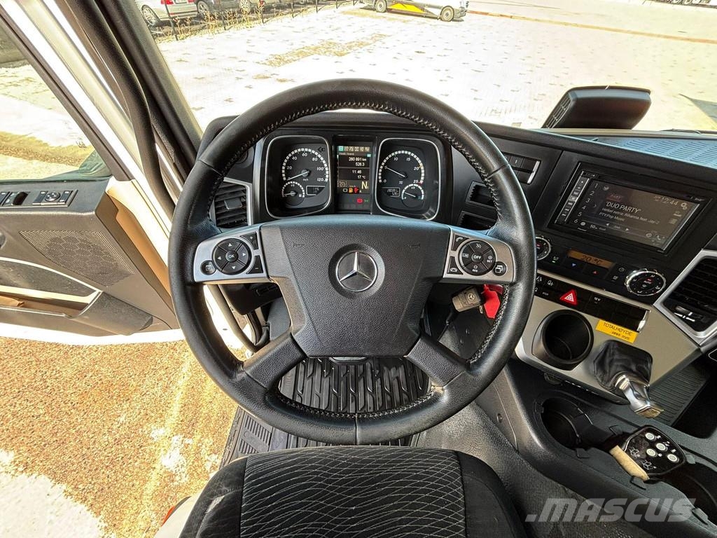 Mercedes-Benz Actros 1833 4x2 BOX L=7779 mm شاحنات ذات هيكل صندوقي