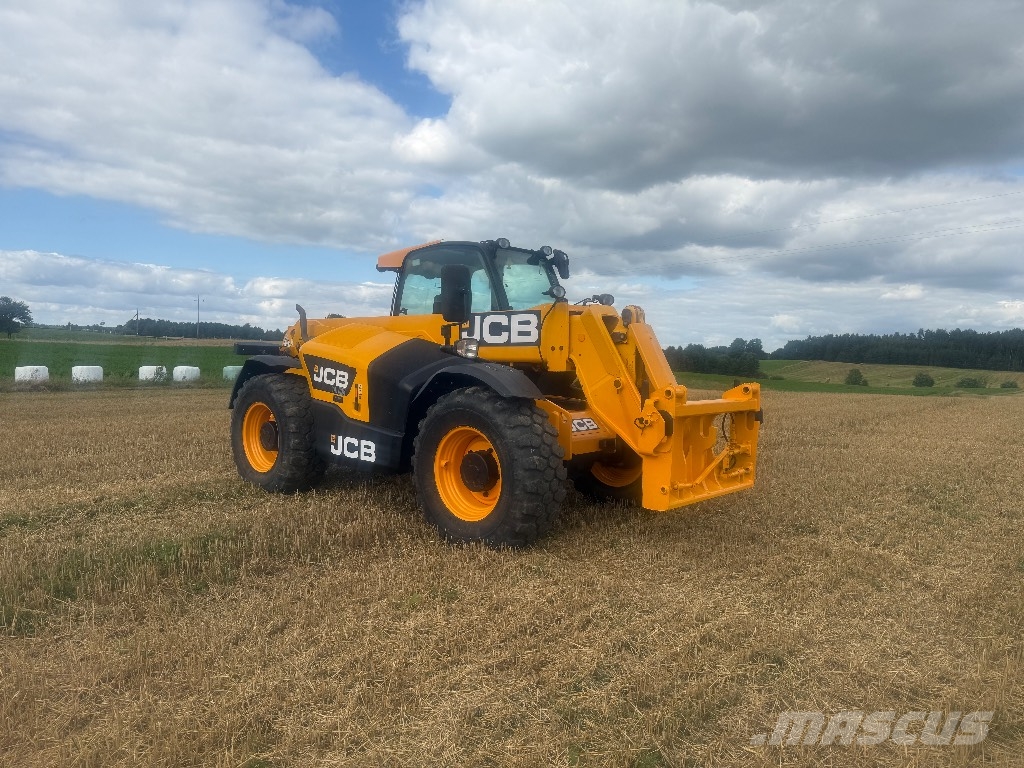 JCB 541-70 Agri Super معدات مناولة لأغراض الزراعة