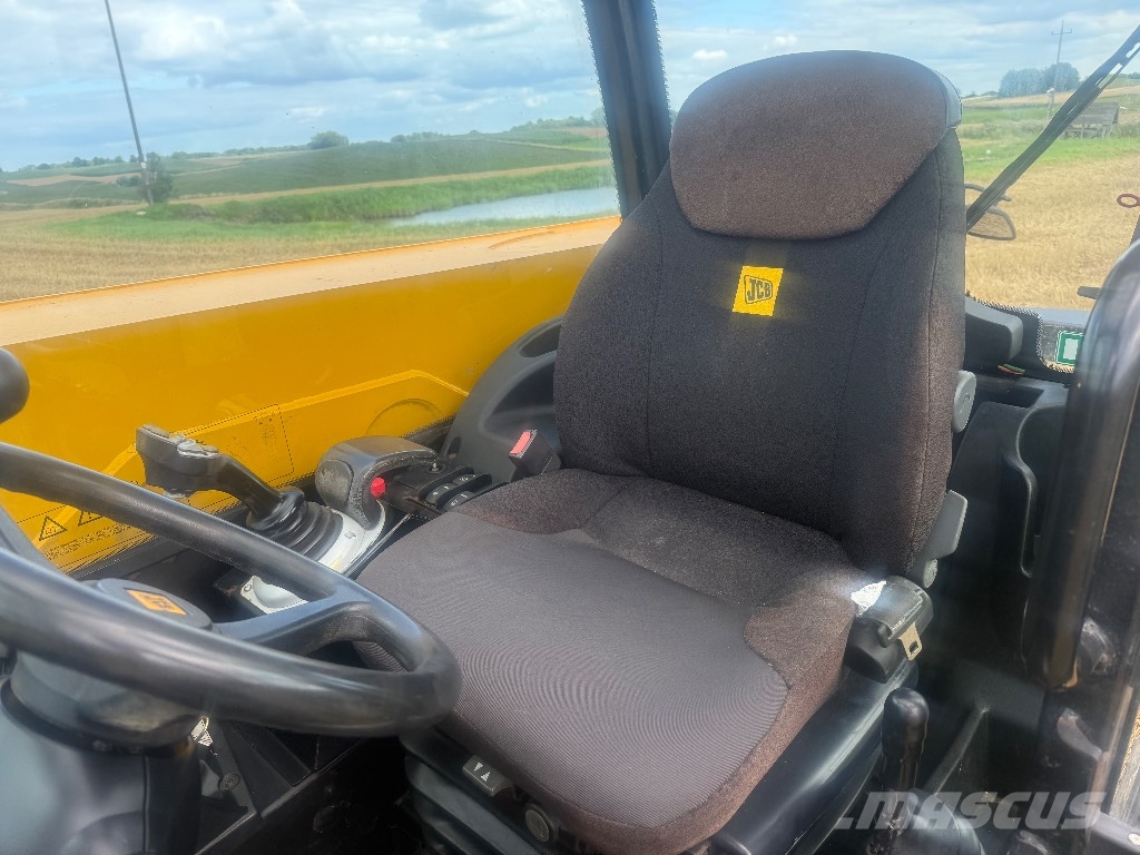 JCB 541-70 Agri Super معدات مناولة لأغراض الزراعة
