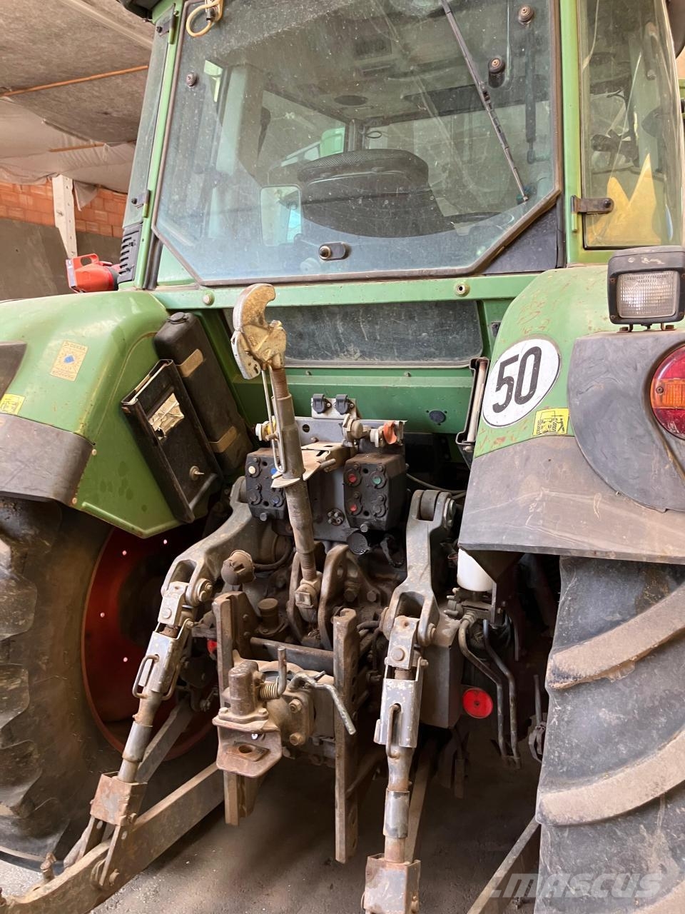 Fendt 712 Vario الجرارات