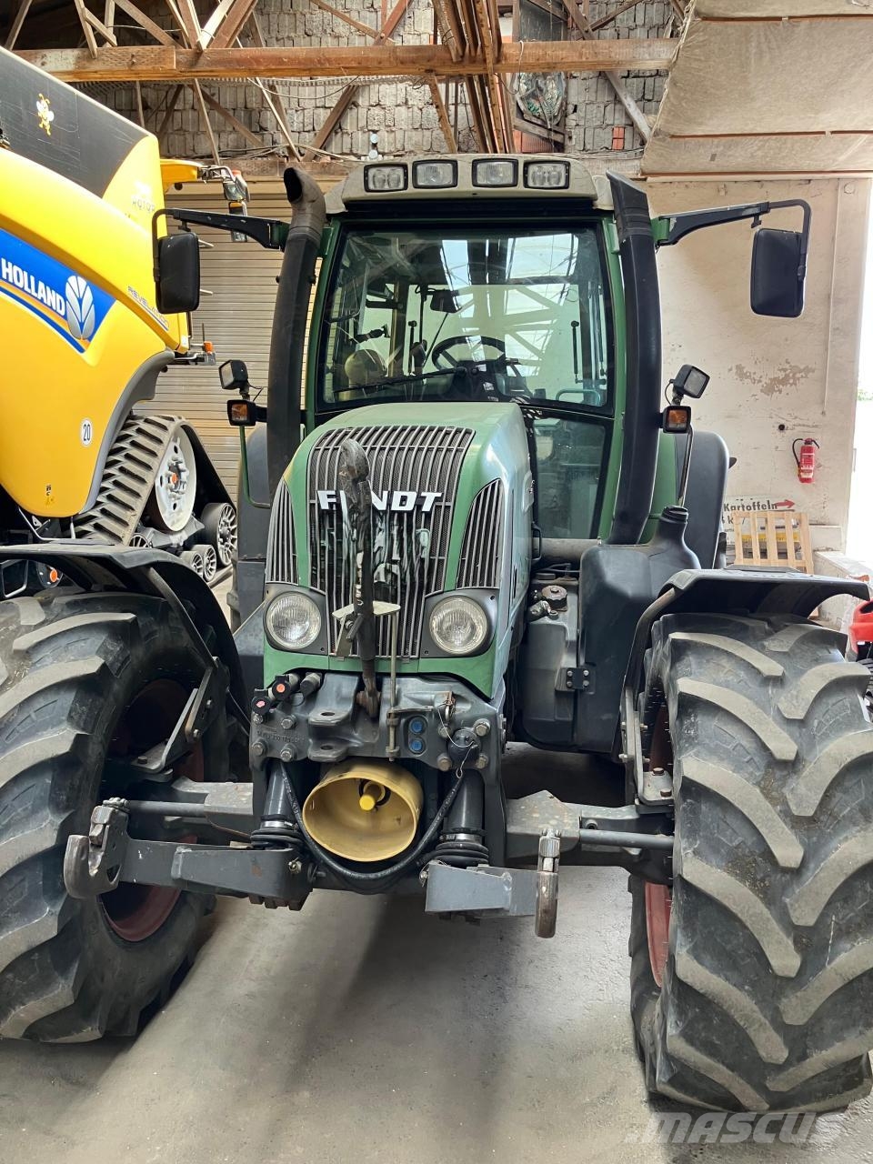 Fendt 712 Vario الجرارات