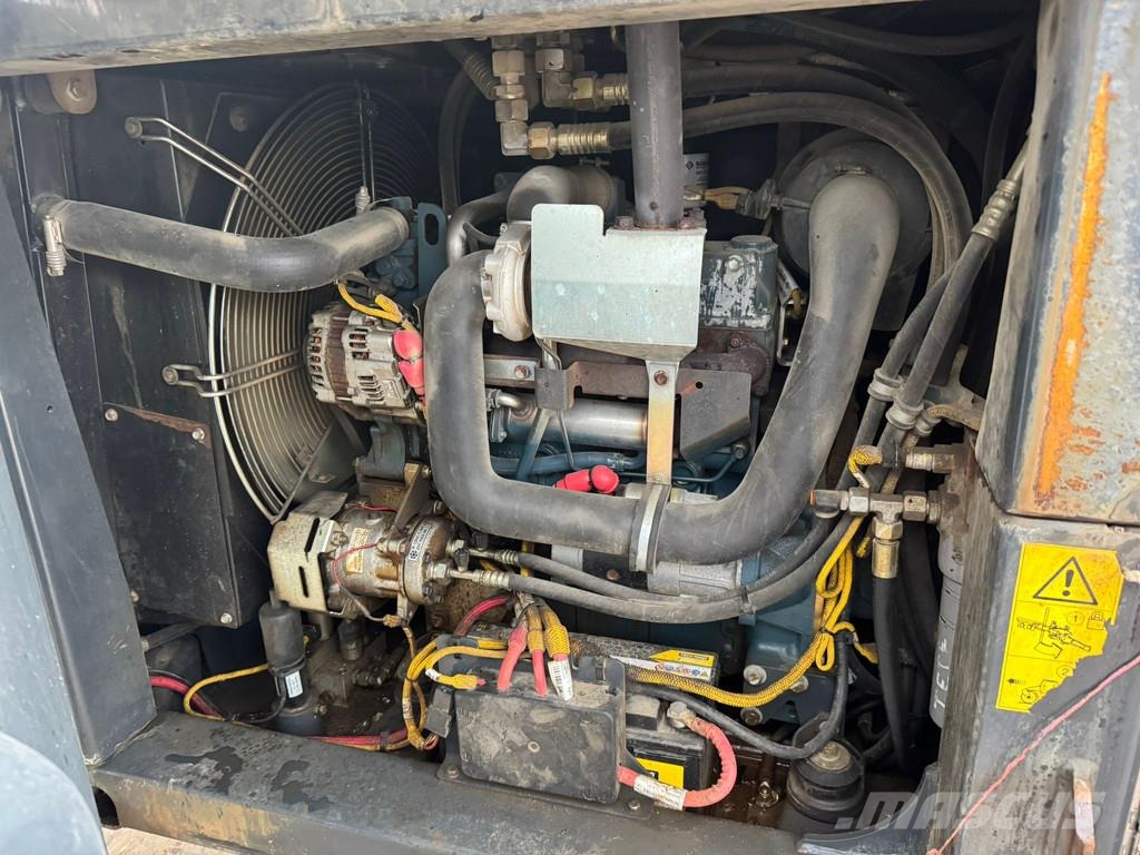 Bomag BW174 AP-4 AM Катки тротуарные