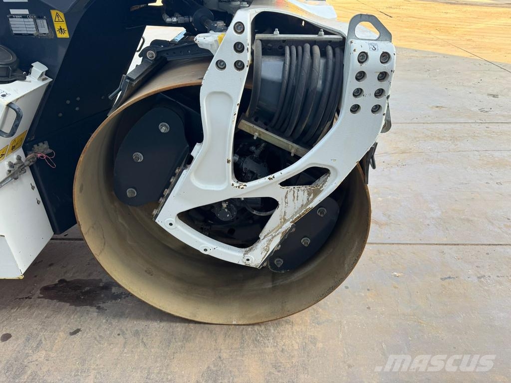 Bomag BW174 AP-4 AM Катки тротуарные
