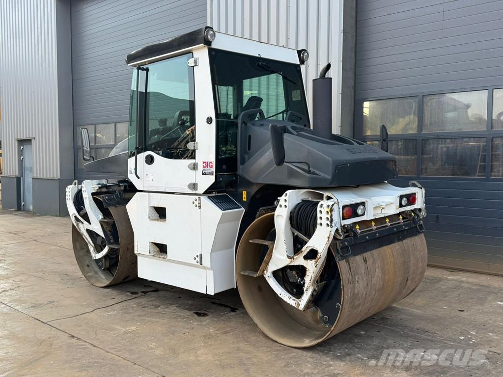 Bomag BW174 AP-4 AM Катки тротуарные