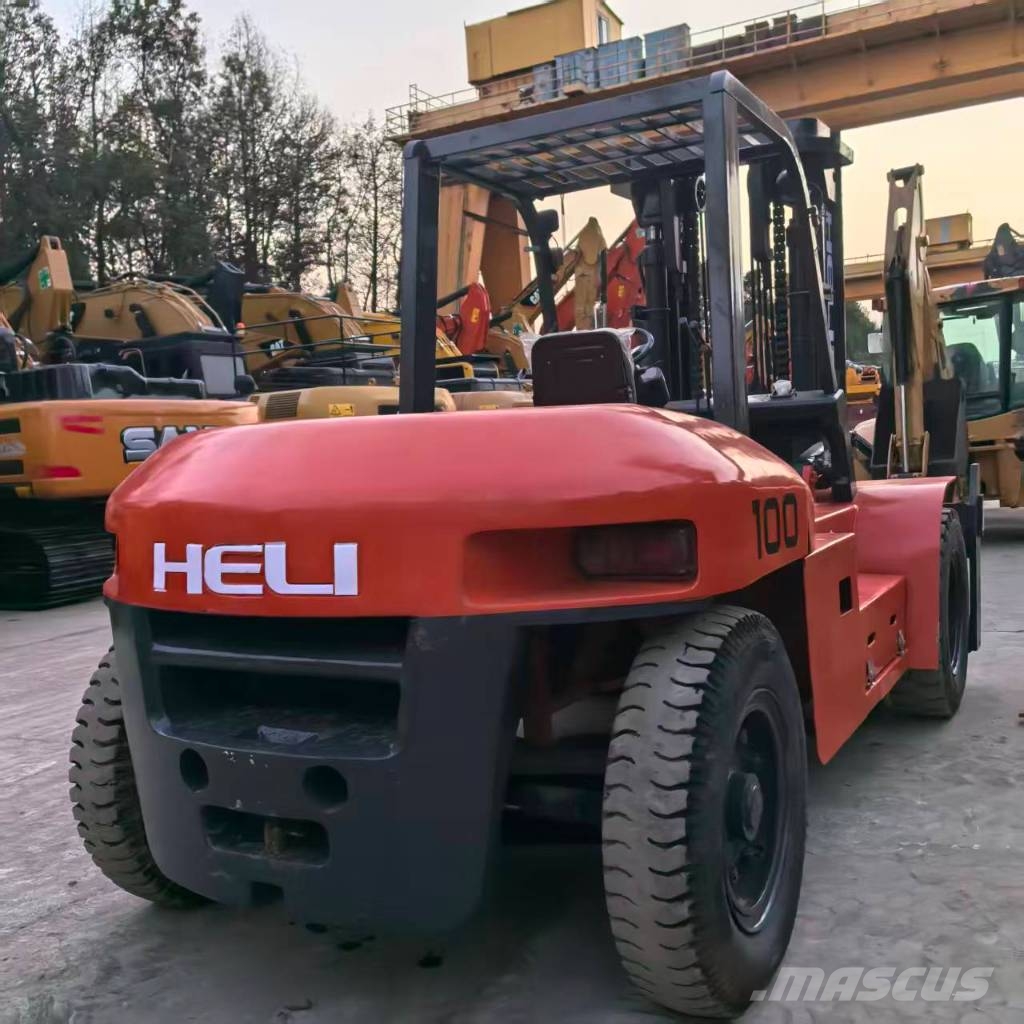 Heli 100 Teleskopiniai krautuvai
