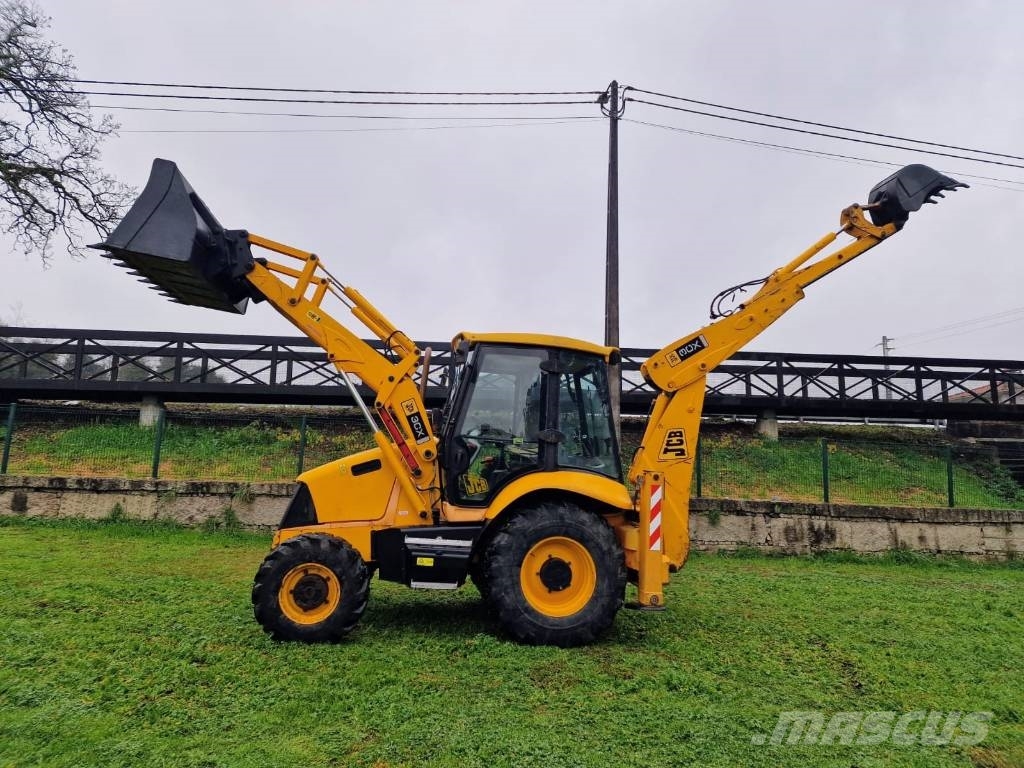 JCB 3 CX Backhoe loaders