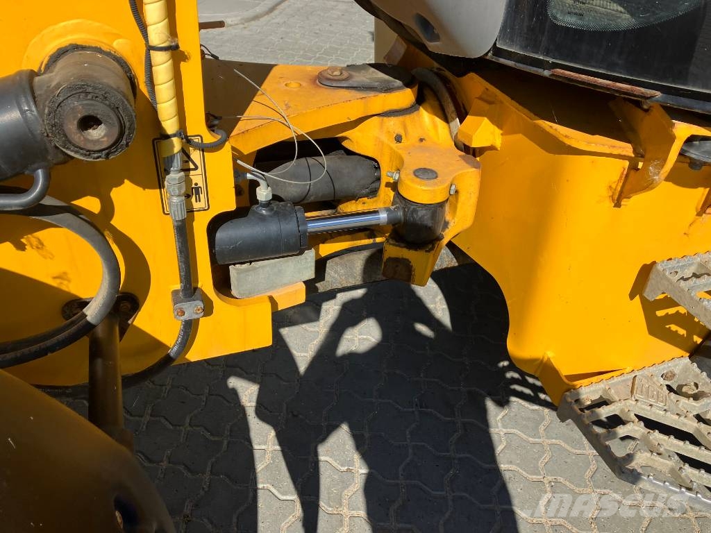 JCB 409 Gumikerekes homlokrakodók