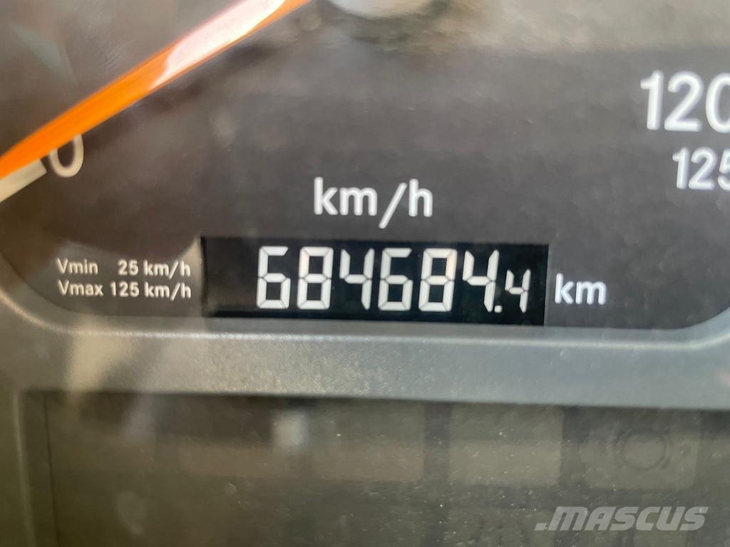 Mercedes-Benz Axor 1829 13.500L Fuel Truck Tankwagen