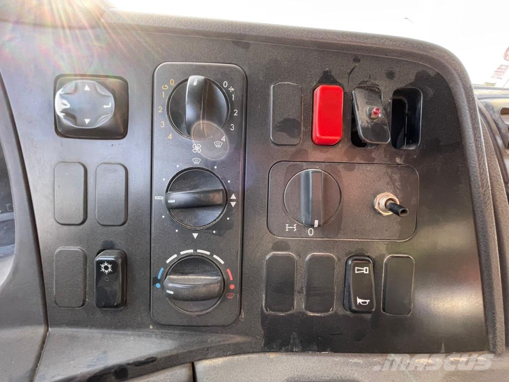 Mercedes-Benz Axor 1829 13.500L Fuel Truck Tankwagen