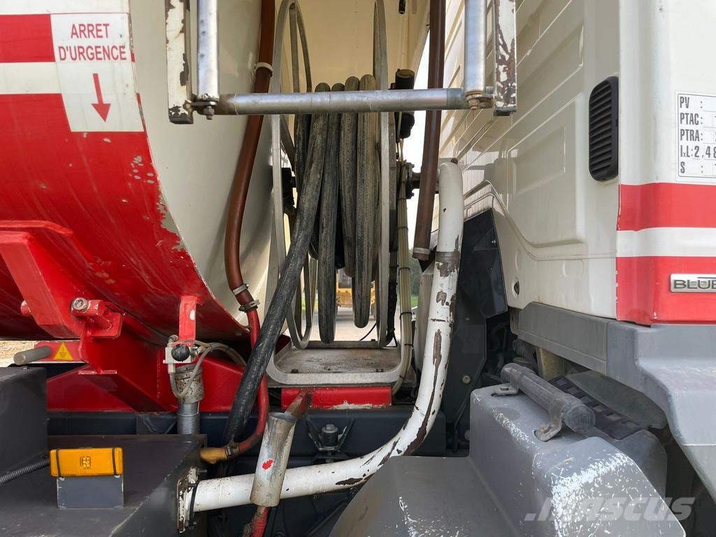 Mercedes-Benz Axor 1829 13.500L Fuel Truck Tankwagen