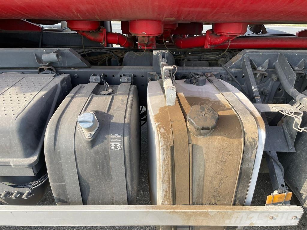Mercedes-Benz Axor 1829 13.500L Fuel Truck Tankwagen