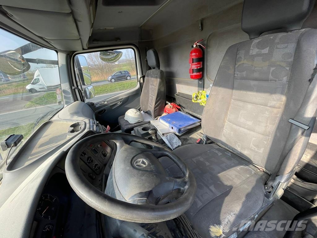 Mercedes-Benz Axor 1829 13.500L Fuel Truck Tankwagen