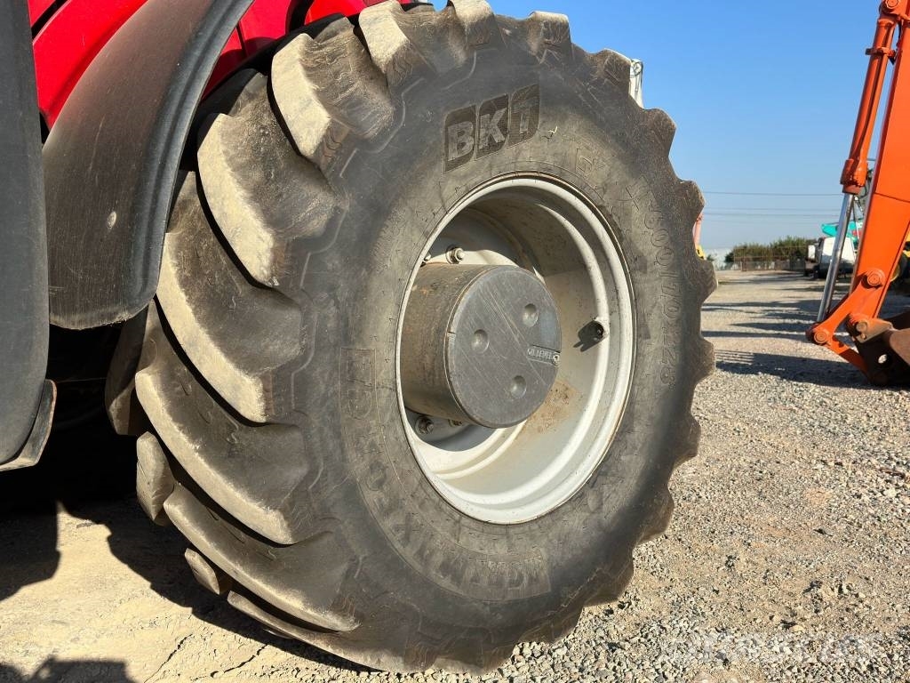 Massey Ferguson 8670 Traktori