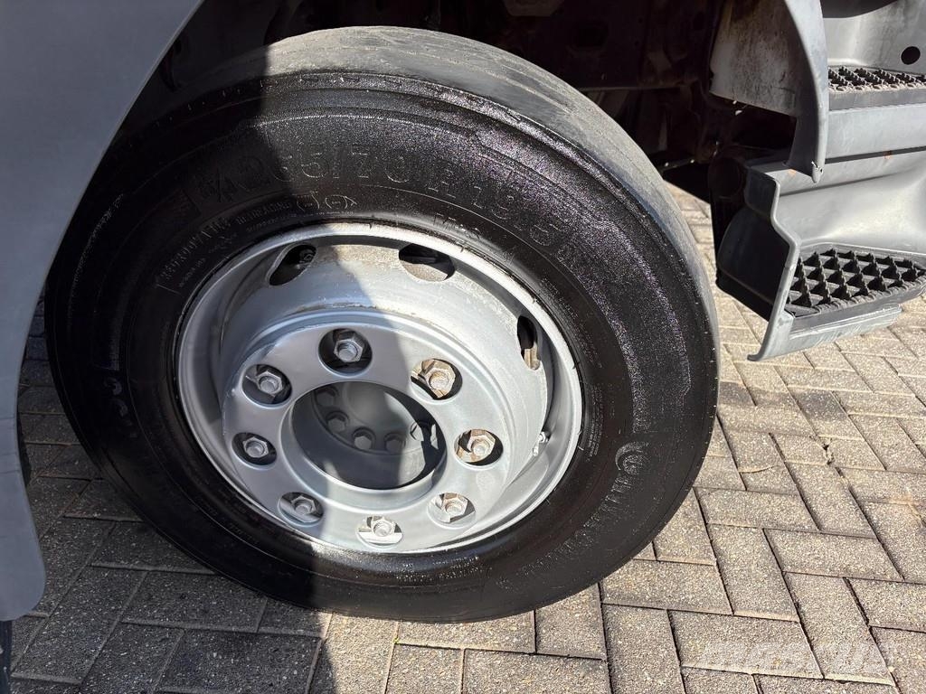 Volvo FL 240 + Loadlift + 14 T + Euro 5 厢式货车