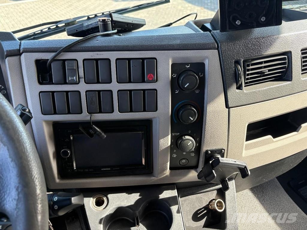 Volvo FL 240 + Loadlift + 14 T + Euro 5 厢式货车