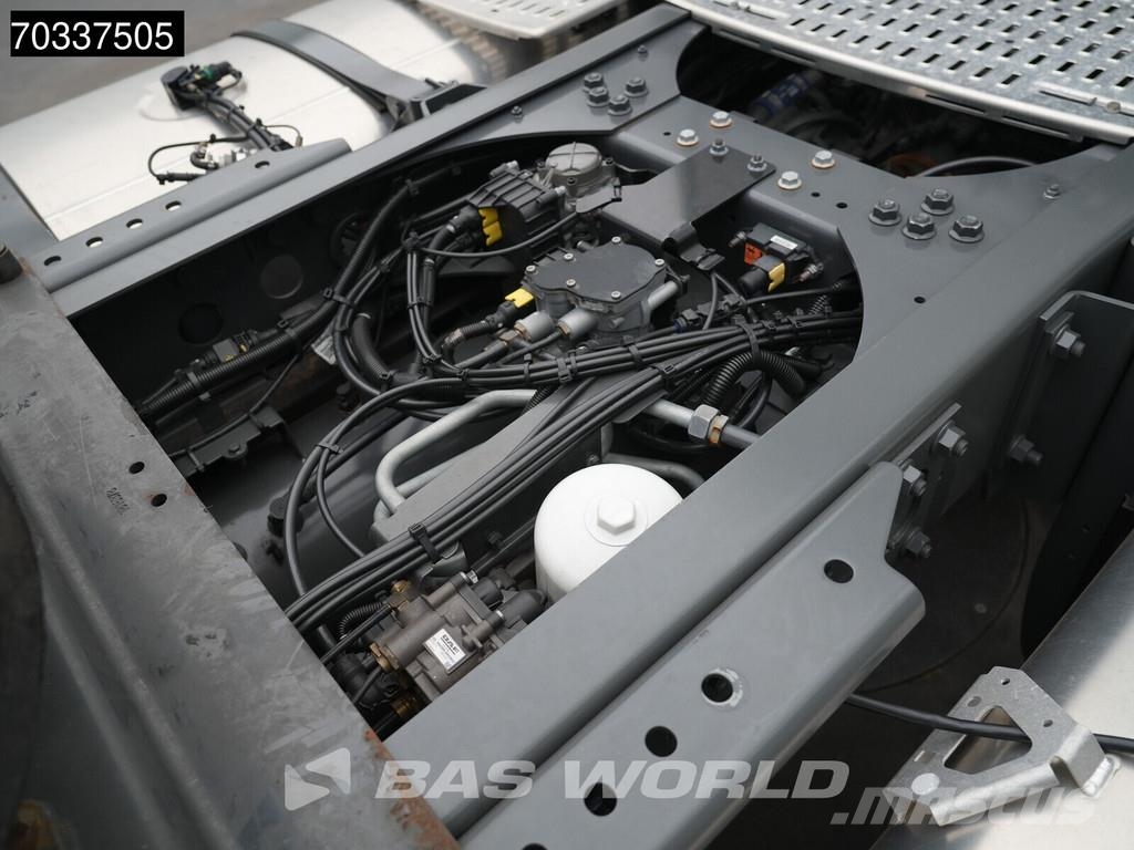 DAF XF 480 XF 4X2 Retarder 2x Tanks Standklima ACC Τράκτορες
